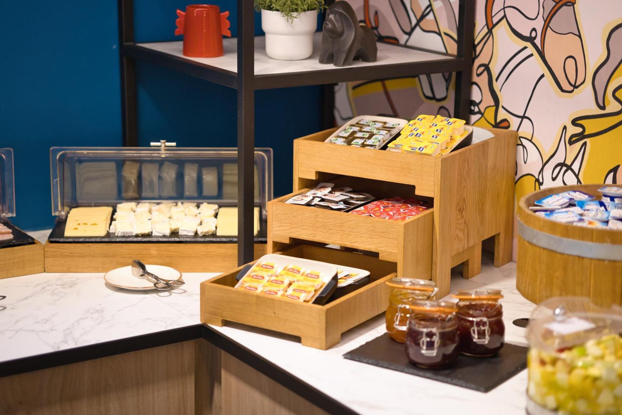 B&B Hotel Brussels Centre Louise 外观 照片
