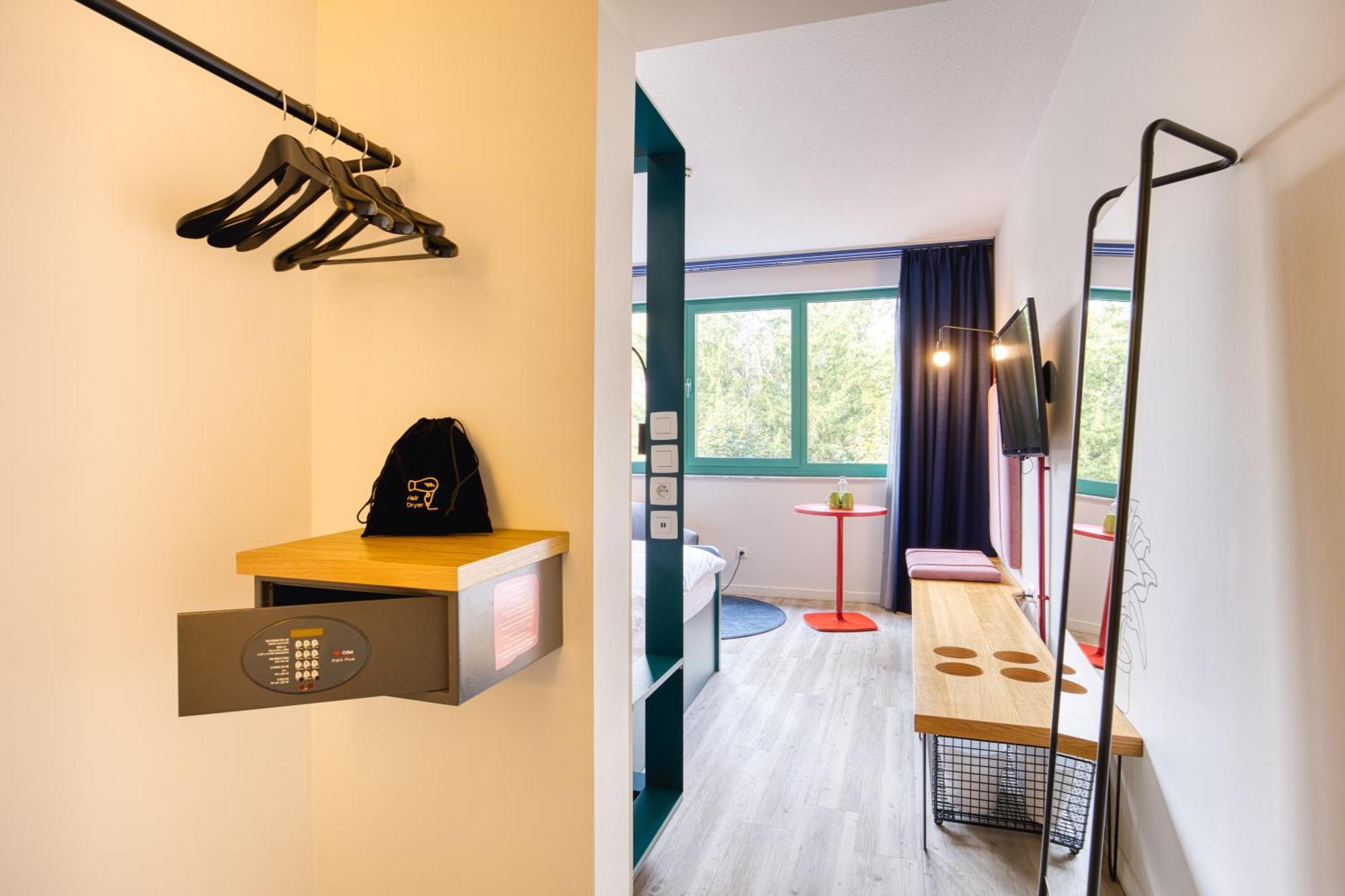 B&B Hotel Brussels Centre Louise 外观 照片